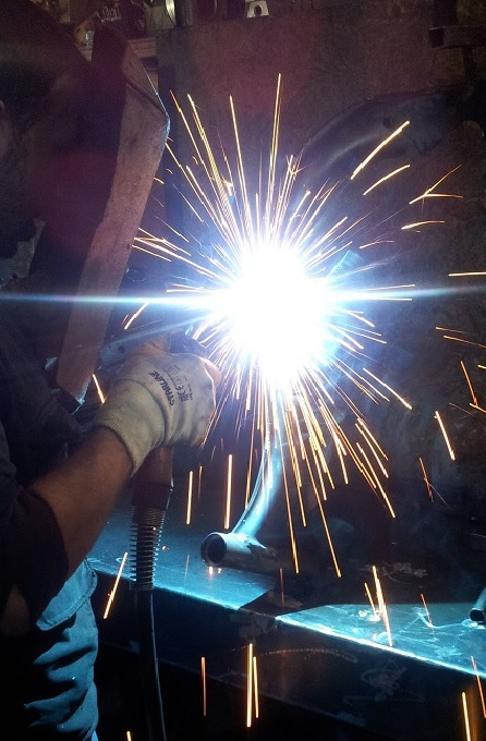 motorcycle frame welding workshop